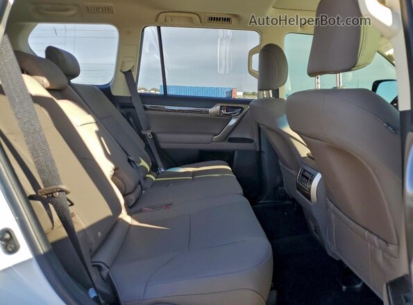 JTJAM7BX6M5269069 2021 LEXUS GX White Widok wnętrza z tyłu