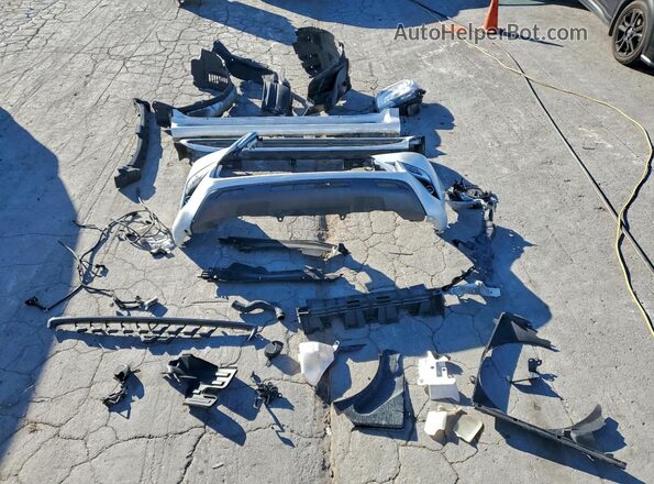JTJAM7BX6M5269184 2021 LEXUS GX White Widok naklejki z numerem VIN