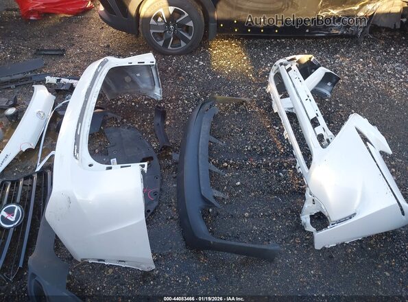 JTJBARBZ8H2101581 2017 LEXUS NX 200T White 