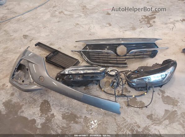 JTJBJRBZ8K2114029 2019 LEXUS NX 300H Silver Vista del cuadro de instrumentos