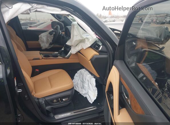 JTJGD7CX1S4008637 2025 LEXUS LX 700H Black Front interior view
