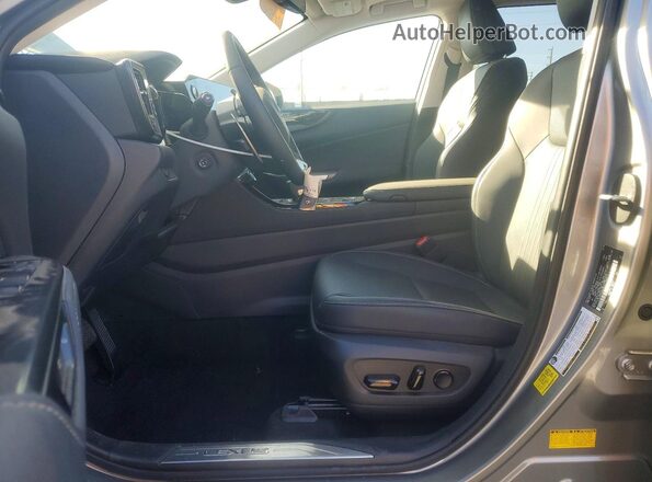 JTJGKCEZ0T5041315 2026 LEXUS NX Серебряный Вид салона спереди
