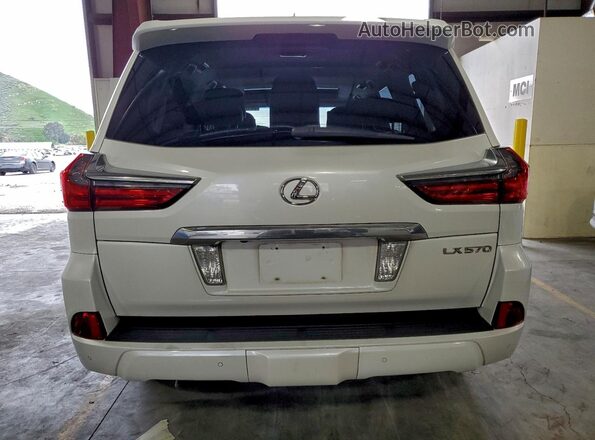 JTJHY7AX0G4188907 2016 LEXUS LX Белый Вид сзади