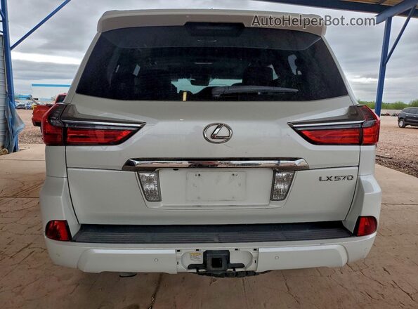 JTJHY7AX4H4243831 2017 LEXUS LX White Widok z tyłu