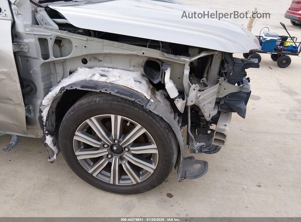 JTJHY7AX8G4199718 2016 LEXUS LX 570 Gray Front view