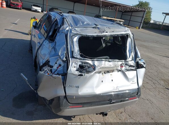 JTM16RFV8ND052499 2022 TOYOTA RAV4 HYBRID Silver Вид спереду