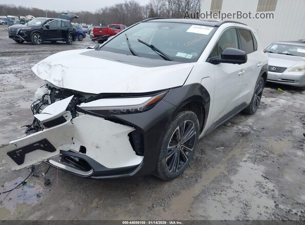 JTMABACA9RA051870 2024 TOYOTA LIMITED White Vista tres cuartos delantera izquierda
