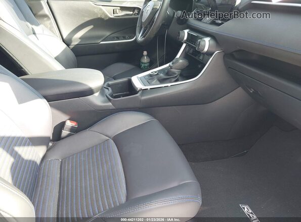 JTME6RFV0RD566712 2024 TOYOTA RAV4 HYBRID White Front interior view