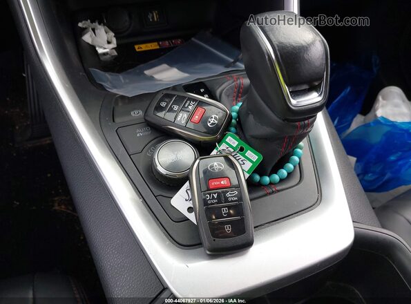 JTMEB3FV2RD185002 2024 TOYOTA RAV4 PRIME White Вид панелі приладів