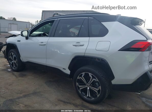 JTMEB3FV6PD150394 2023 TOYOTA RAV4 PRIME White Widok wnętrza z tyłu