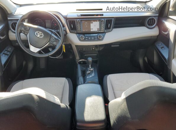 JTMRFREV9HD199147 2017 TOYOTA LE White Vista del salpicadero
