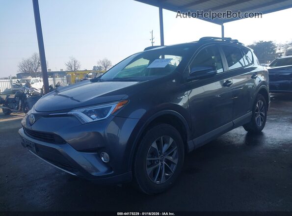 JTMRJREV6HD090076 2017 TOYOTA LE Gray წინა მარცხენა ხედი სამი მეოთხედიდან
