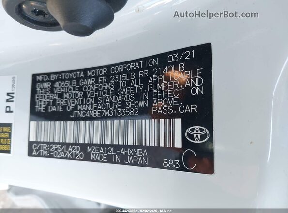 JTNC4MBE7M3133582 2021 TOYOTA LL White Vista del compartimento del motor