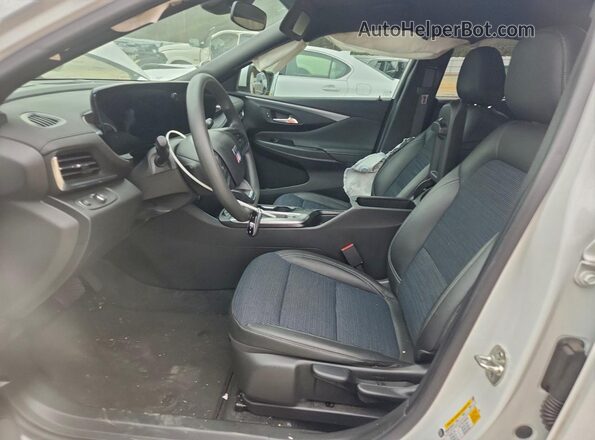 KL47LAE28RB092072 2024 BUICK OTHER White Widok wnętrza z przodu