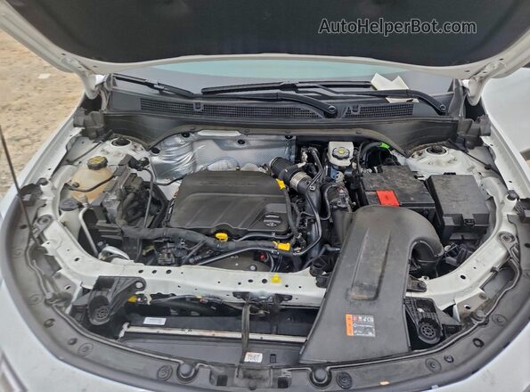 KL47LAE28RB092072 2024 BUICK OTHER White Widok wnętrza z tyłu