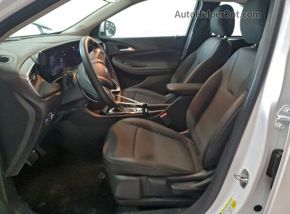 KL4AMBS24RB194563 2024 BUICK ENCORE White Vista interior delantera