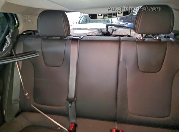 KL4AMBS24RB194563 2024 BUICK ENCORE White Vista de los asientos traseros