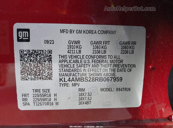 KL4AMBS28RB067959 2024 BUICK ENCORE Burgundy Vista del compartimento del motor