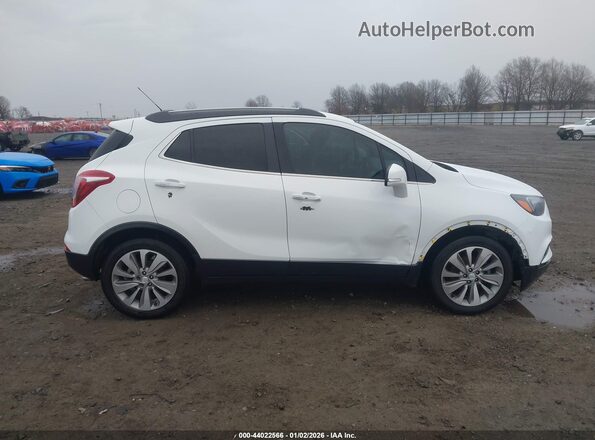 KL4CJASB2KB786044 2019 BUICK ENCORE White Vista interior trasera