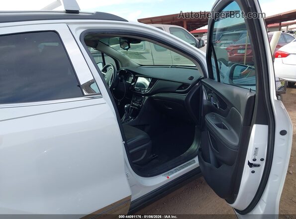 KL4CJASB6KB831812 2019 BUICK ENCORE White Front interior view