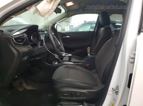 KL4MMESL3MB102648 2021 BUICK ENCORE Белый Вид салона спереди