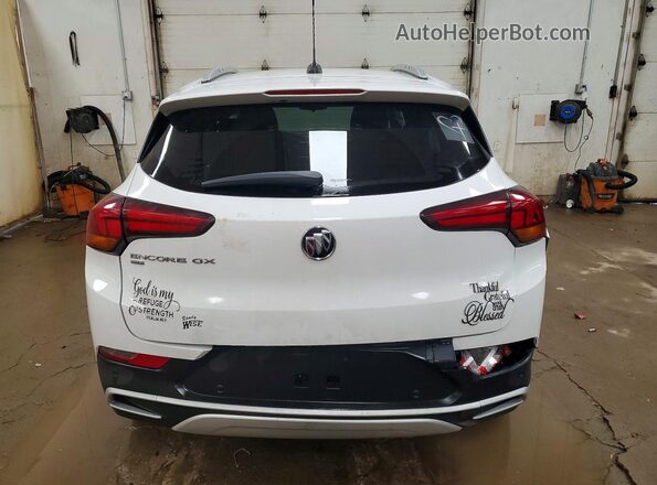 KL4MMESL3MB102648 2021 BUICK ENCORE Белый Вид сзади
