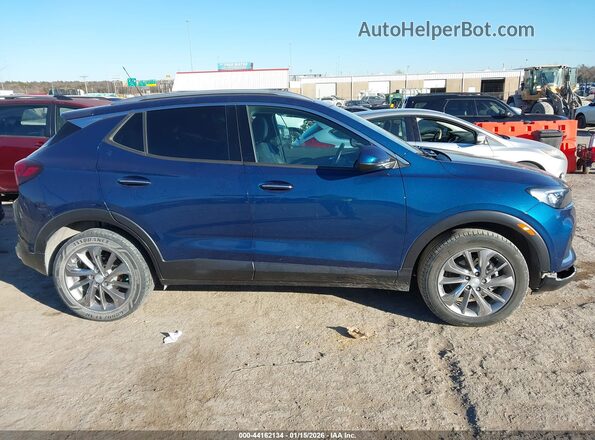 KL4MMGSL1MB053638 2021 BUICK ENCORE Blue Вид задньої частини салону