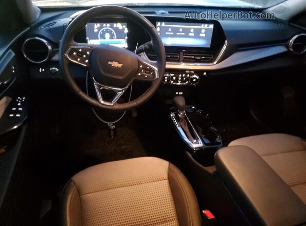KL77LHEP4SC244078 2025 CHEVROLET TRAX Gray Вид панелі приладів