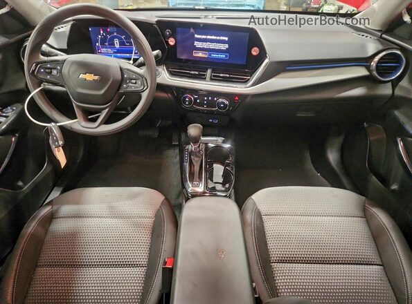 KL77LHEPXTC027801 2026 CHEVROLET TRAX Red წინა პანელის ხედი