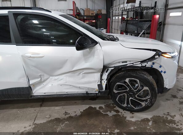 KL77LJEP1TC056045 2026 CHEVROLET TRAX White Widok z przodu