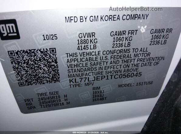KL77LJEP1TC056045 2026 CHEVROLET TRAX White Widok komory silnika