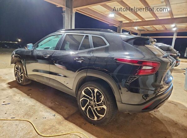 KL77LJEP8SC268066 2025 CHEVROLET TRAX Black Հետևի ձախ