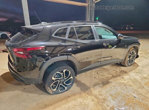 KL77LJEP8SC268066 2025 CHEVROLET TRAX Black Հետևի աջ