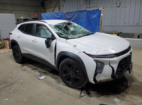 KL77LKEP2TC006325 2026 CHEVROLET TRAX White Przód prawy