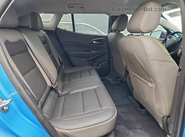 KL77LKEP2TC013257 2026 CHEVROLET TRAX Синий Вид задних сидений
