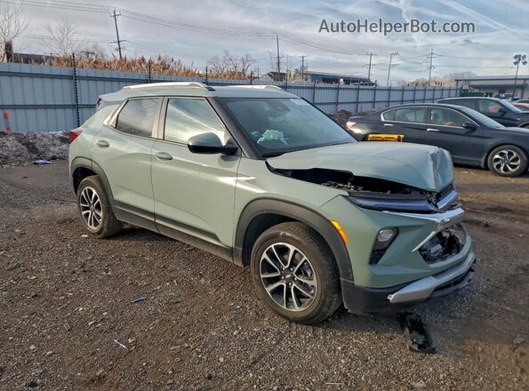 KL79MPSPXSB140365 2025 CHEVROLET TRAILBLAZER Зеленый Передняя правая четверть