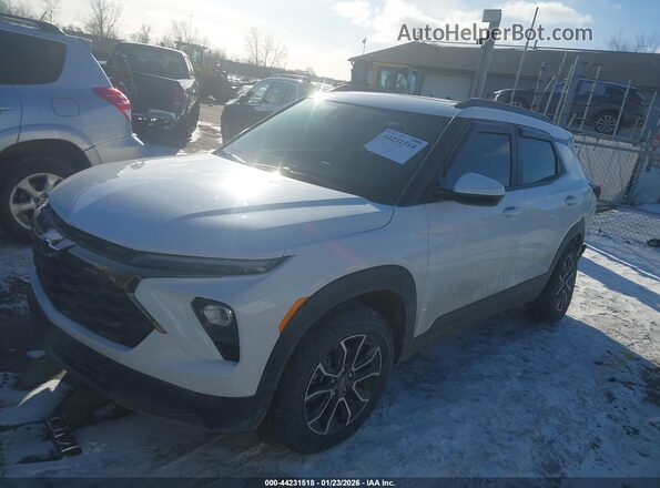 KL79MSSL2RB094136 2024 CHEVROLET TRAILBLAZER White Front left