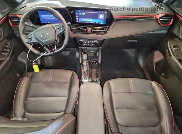 KL79MTSL7RB094753 2024 CHEVROLET TRAILBLAZER Green Vista del salpicadero