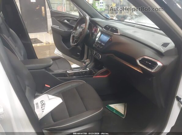 KL79MUSL9PB216788 2023 CHEVROLET TRAILBLAZER White Front interior view