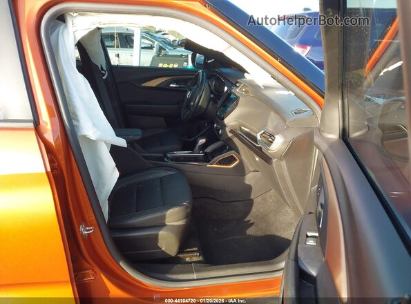 KL79MVSL8PB094897 2023 CHEVROLET TRAILBLAZER Orange Սալոնի դիմացի տեսք