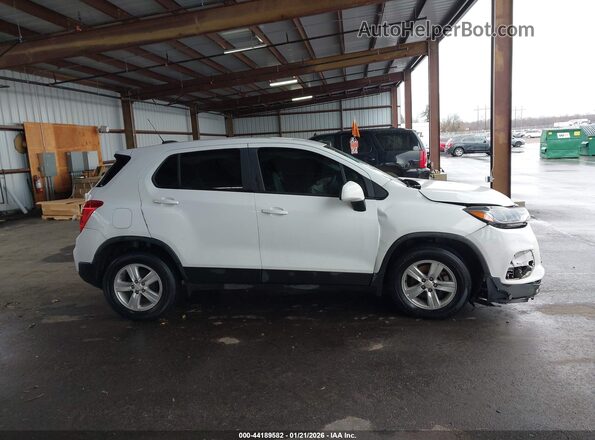 KL7CJKSB0MB304876 2021 CHEVROLET TRAX White Вид задньої частини салону