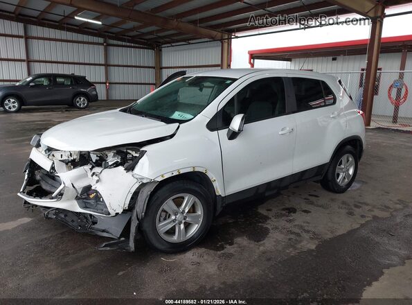 KL7CJKSB0MB304876 2021 CHEVROLET TRAX White Передня ліва чверть