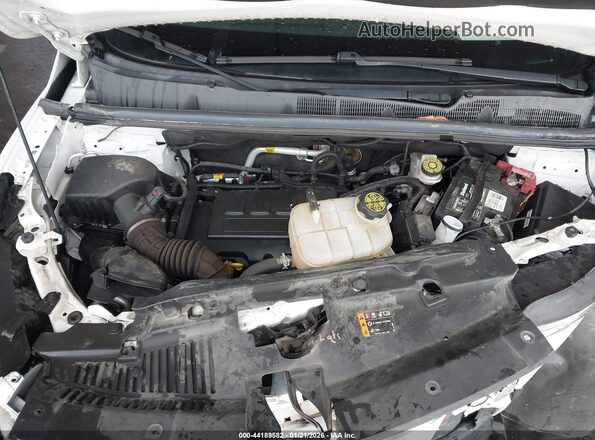 KL7CJKSB0MB304876 2021 CHEVROLET TRAX White Вид ззаду