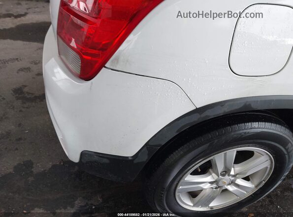 KL7CJKSB0MB304876 2021 CHEVROLET TRAX White 