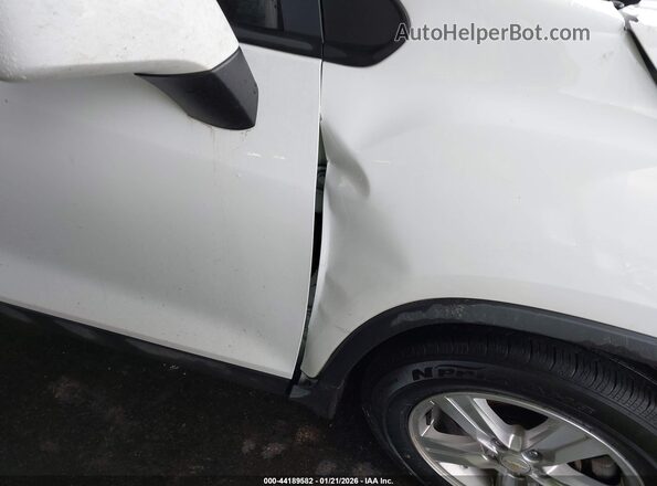 KL7CJKSB0MB304876 2021 CHEVROLET TRAX White 