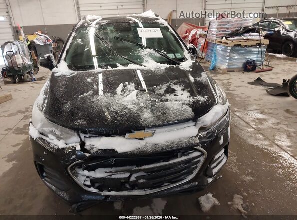 KL7CJPSM0NB514944 2022 CHEVROLET TRAX Black Rear interior view