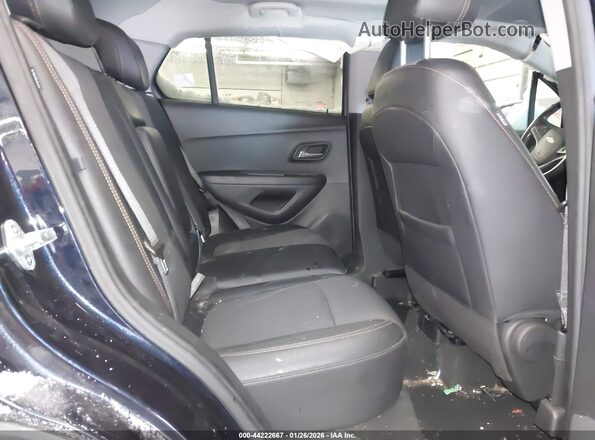 KL7CJPSM0NB514944 2022 CHEVROLET TRAX Black VIN sticker view