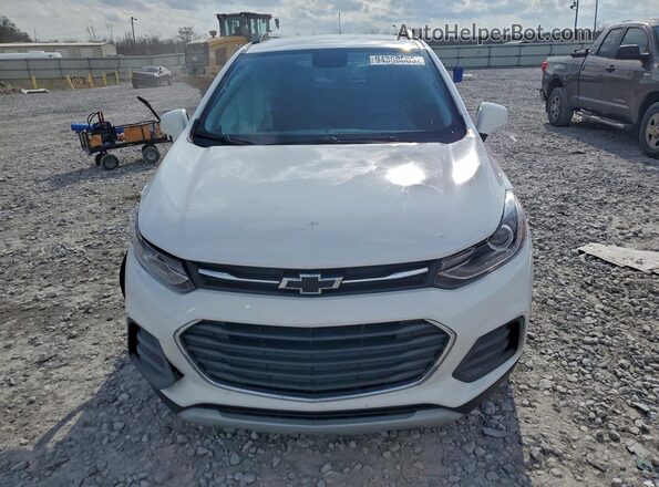 KL7CJPSM9NB501271 2022 CHEVROLET TRAX Белый Вид спереди