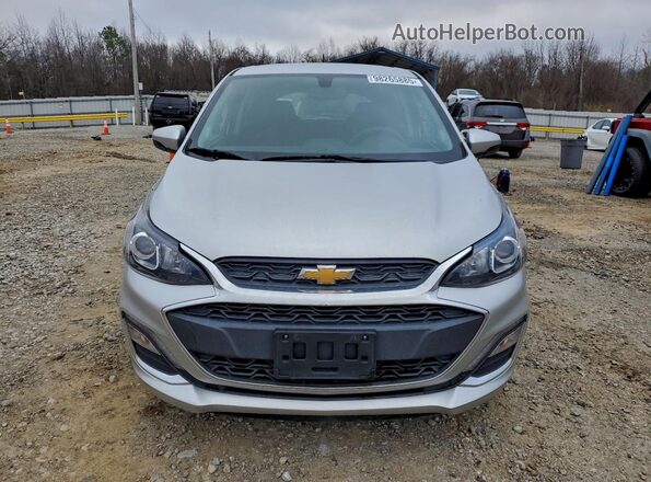 KL8CD6SA2NC013048 2022 CHEVROLET SPARK Серебряный Вид спереди