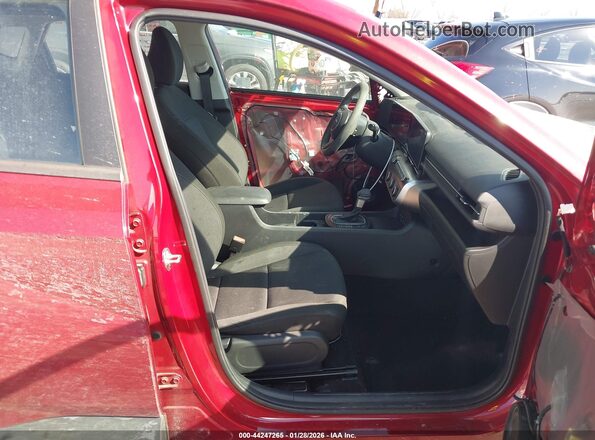 KM8HACAB5RU147143 2024 HYUNDAI KONA Red Widok wnętrza z przodu